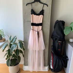 Pink pleated maxi dress with lace trim 😍